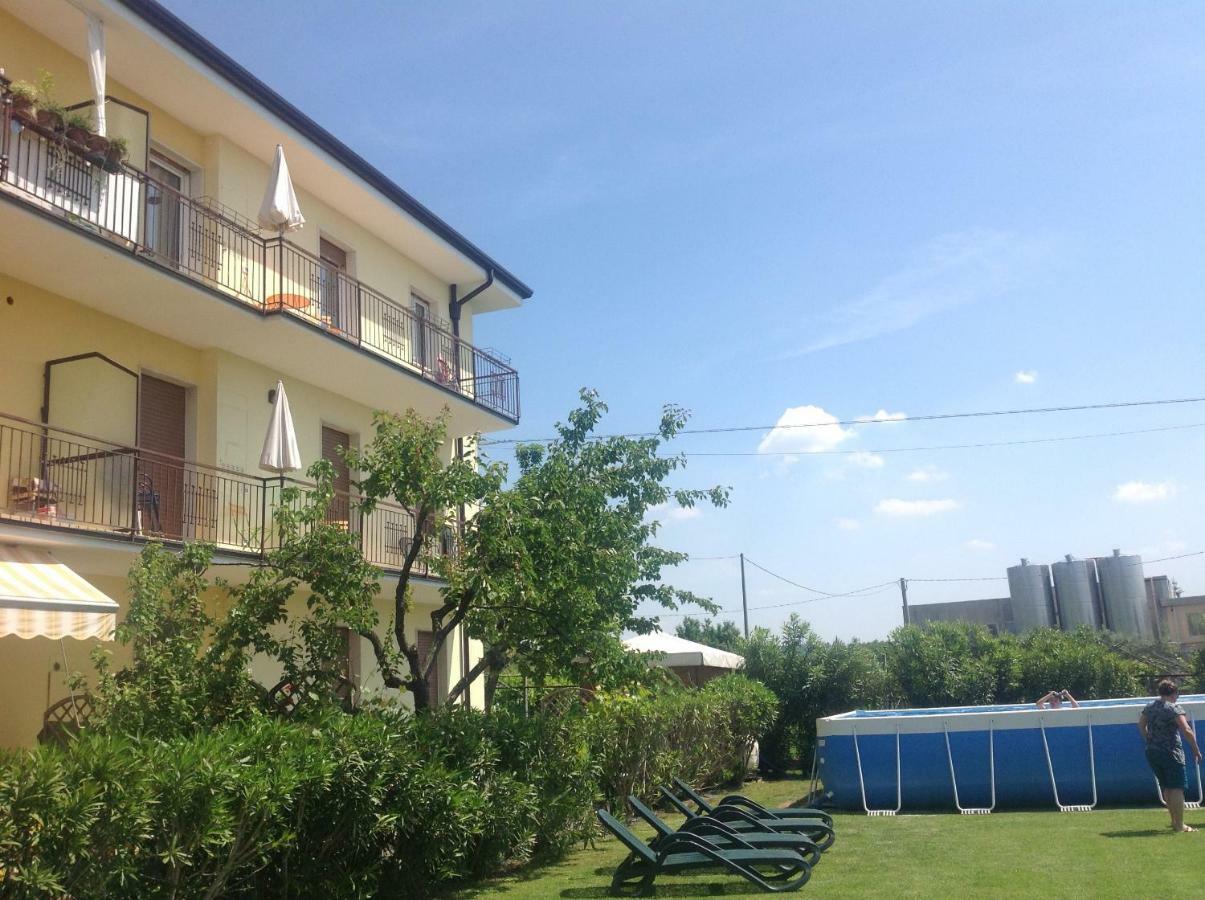 Casa Lorenzo Bardolino Bagian luar foto